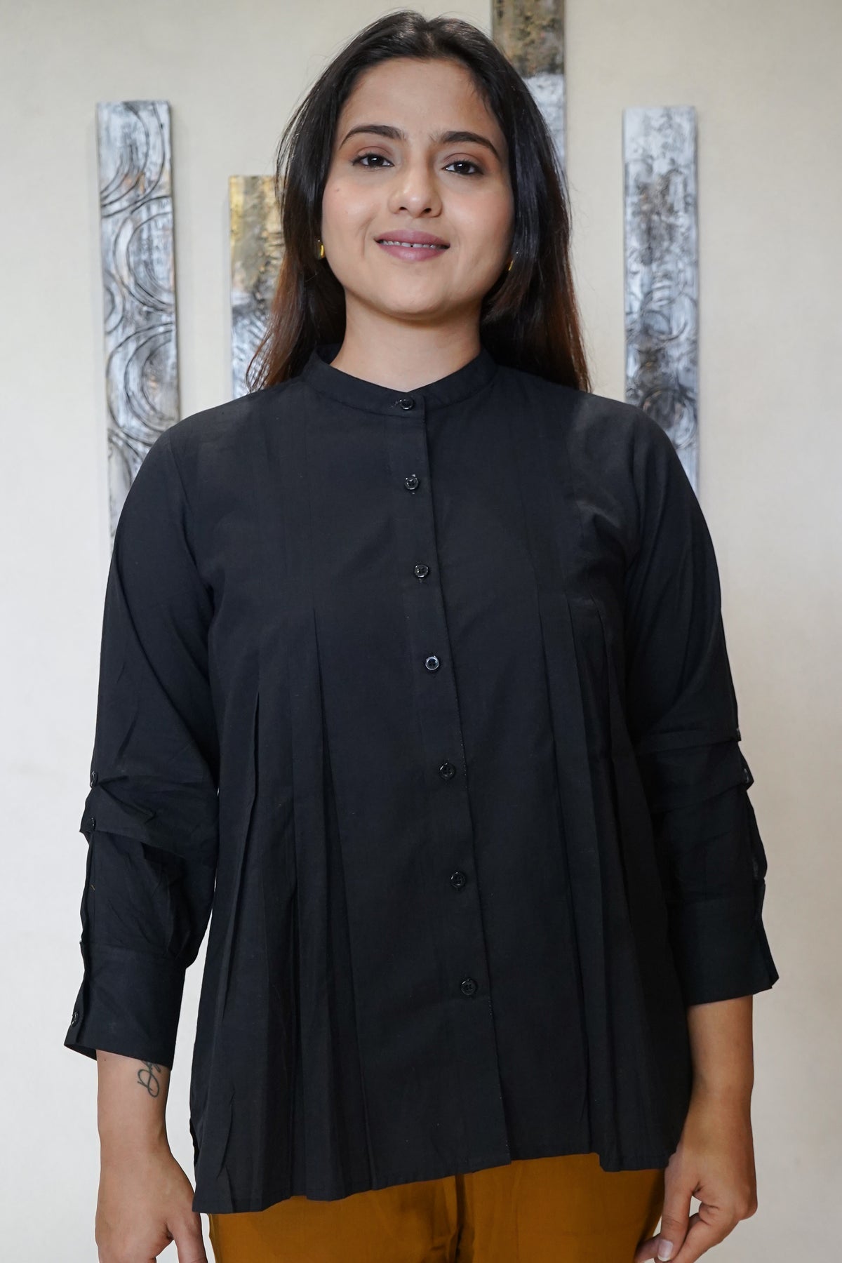 The Shanvi Mandarin Pleated Tunic & Trousers Co-ord Set