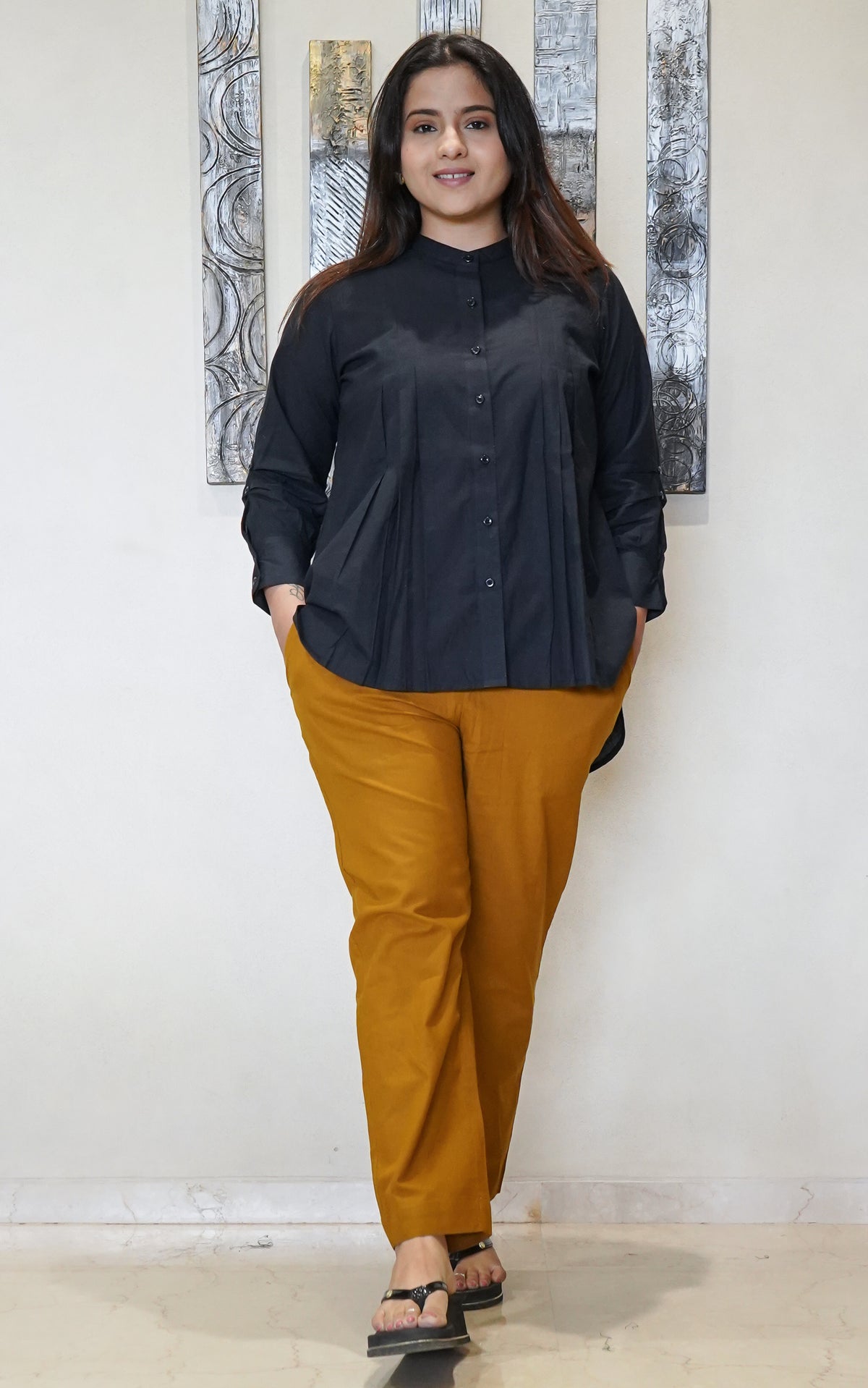 The Shanvi Mandarin Pleated Tunic & Trousers Co-ord Set